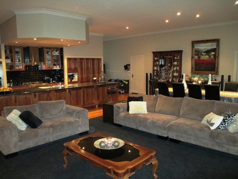 5 South Cathedral Lane, Buxton VIC 3711