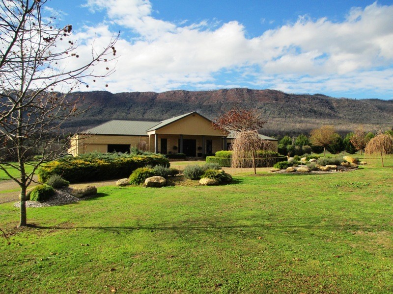 5 South Cathedral Lane, Buxton VIC 3711