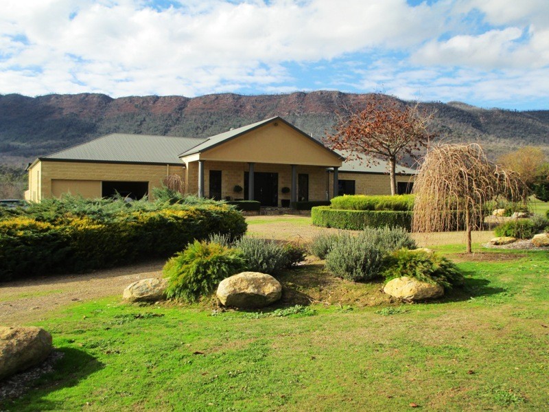 5 South Cathedral Lane, Buxton VIC 3711