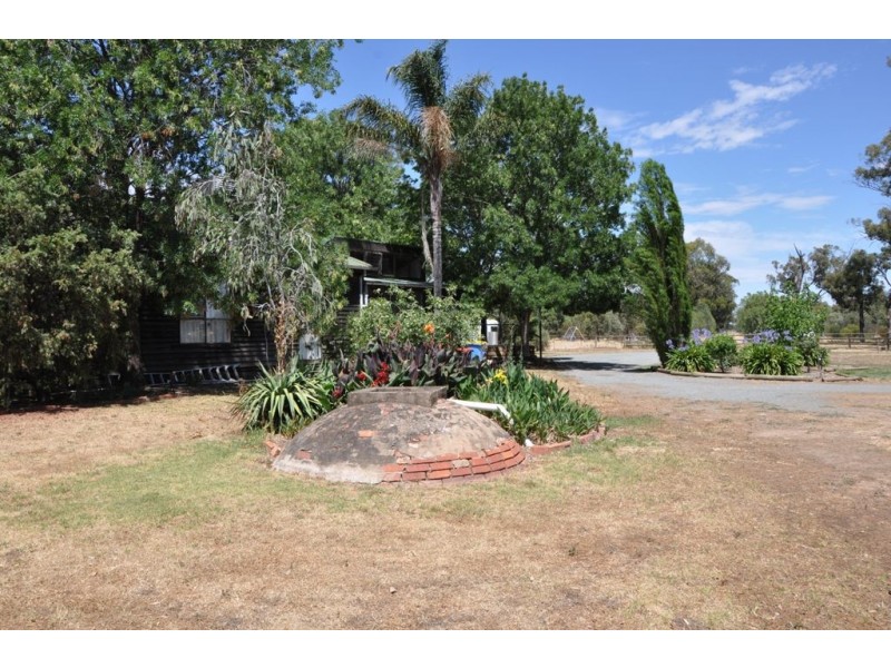 460 West Bunbartha Road, Tallygaroopna VIC 3634