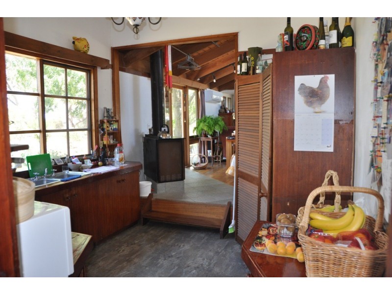 460 West Bunbartha Road, Tallygaroopna VIC 3634