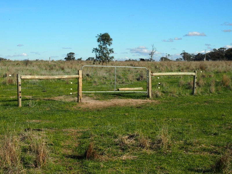 - Sungarrin Road, Seymour VIC 3660