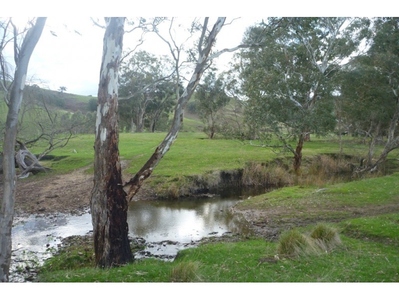 1480 Highlands Road, Whiteheads Creek VIC 3660
