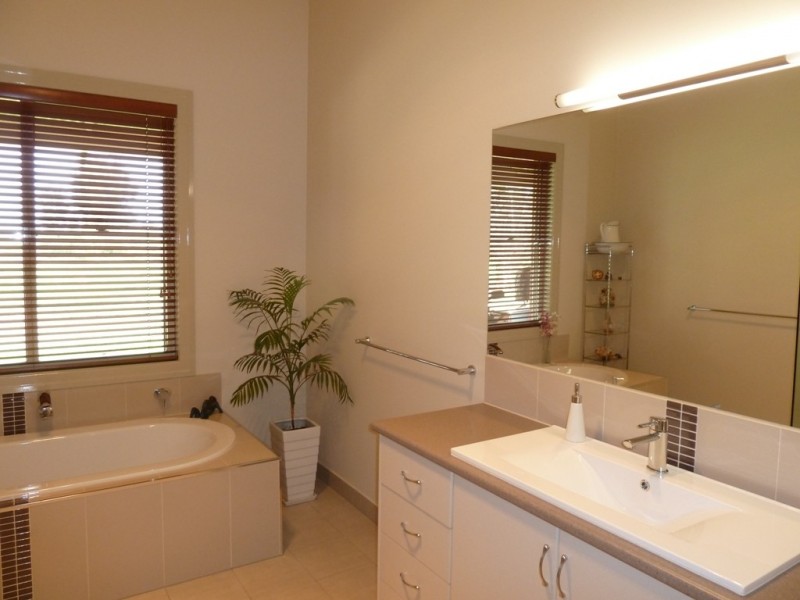 170 Thyra Road, Moama NSW 2731