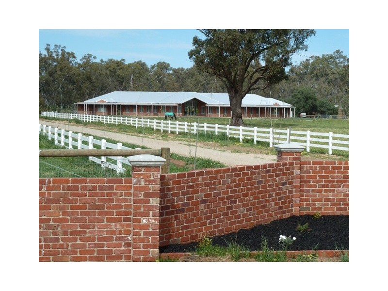 1197 Perricoota Road, Moama NSW 2731