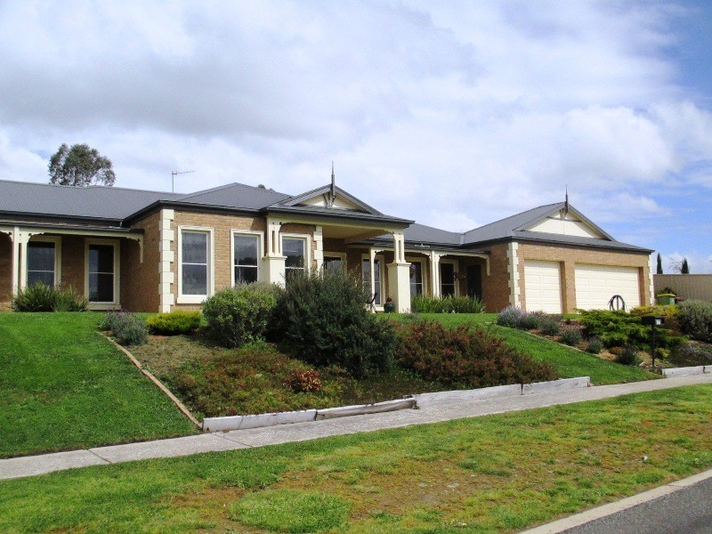 23 Oswald Drive, Alexandra VIC 3714