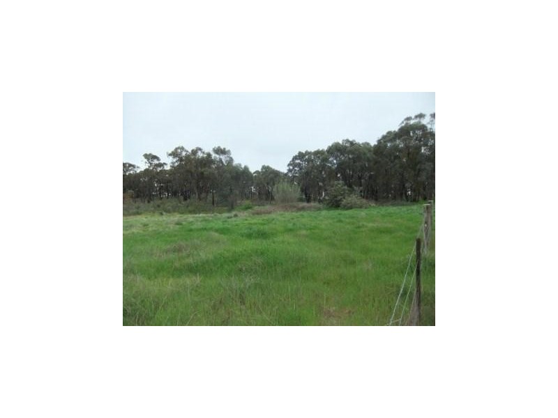 12 Grey Street, St Arnaud VIC 3478