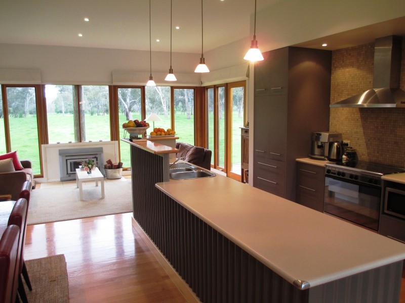 32 McMartins Road, Alexandra VIC 3714