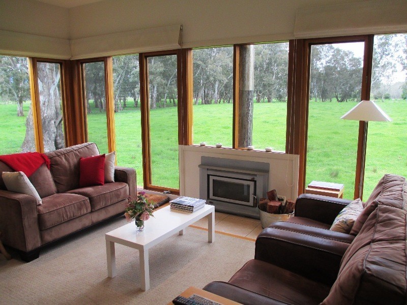 32 McMartins Road, Alexandra VIC 3714