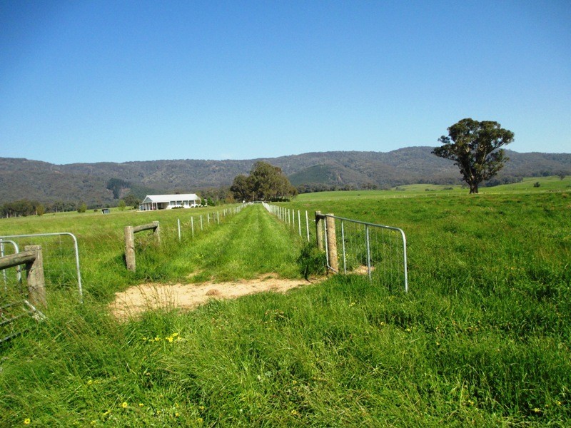 43 Pennington Lane, Yarck VIC 3719