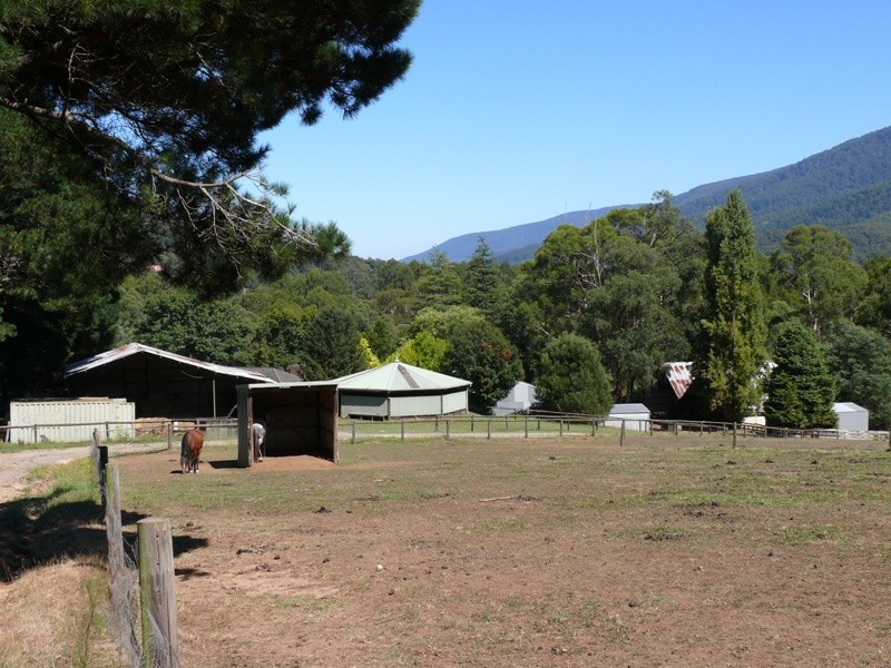 60 and 80 McLeans Road, East Warburton VIC 3799