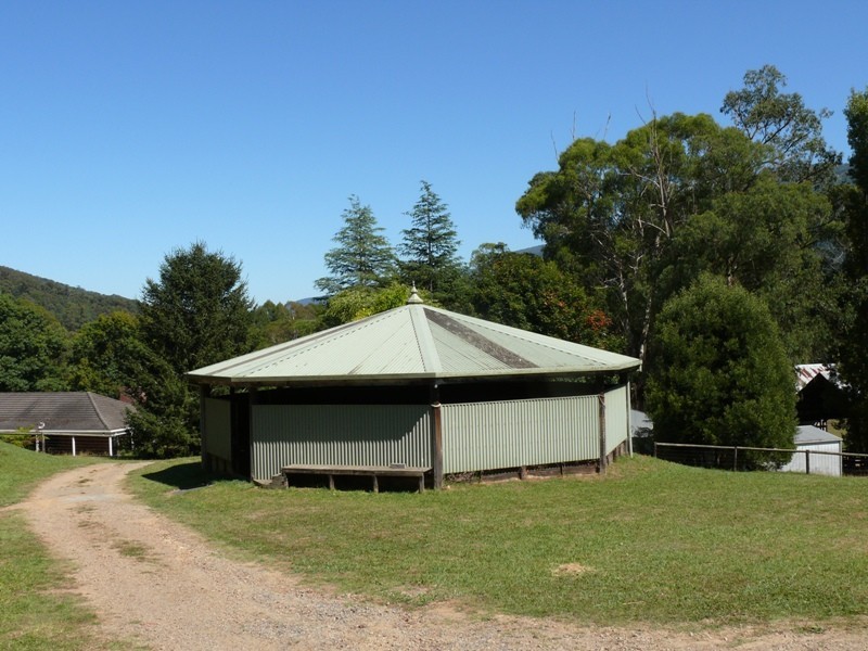 60 and 80 McLeans Road, East Warburton VIC 3799