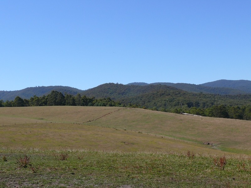 60 and 80 McLeans Road, East Warburton VIC 3799