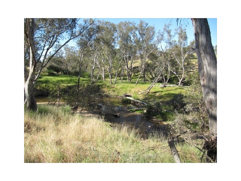 2A Lyall Rd, Redesdale VIC 3444