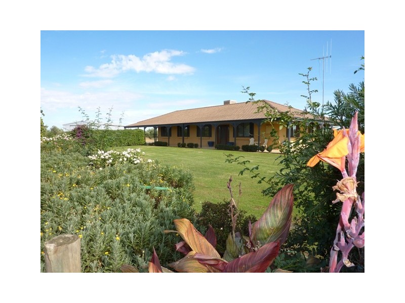 231 Farley Road, Echuca VIC 3564