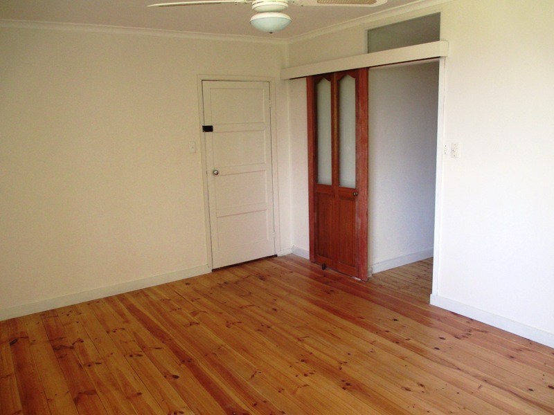 19 Seventh St, Eildon VIC 3713