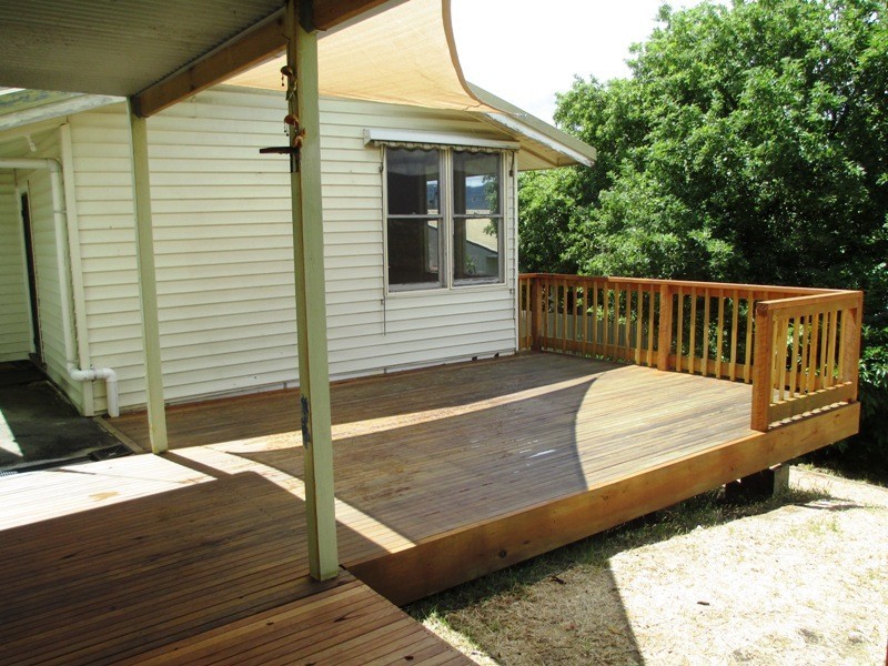 19 Seventh St, Eildon VIC 3713