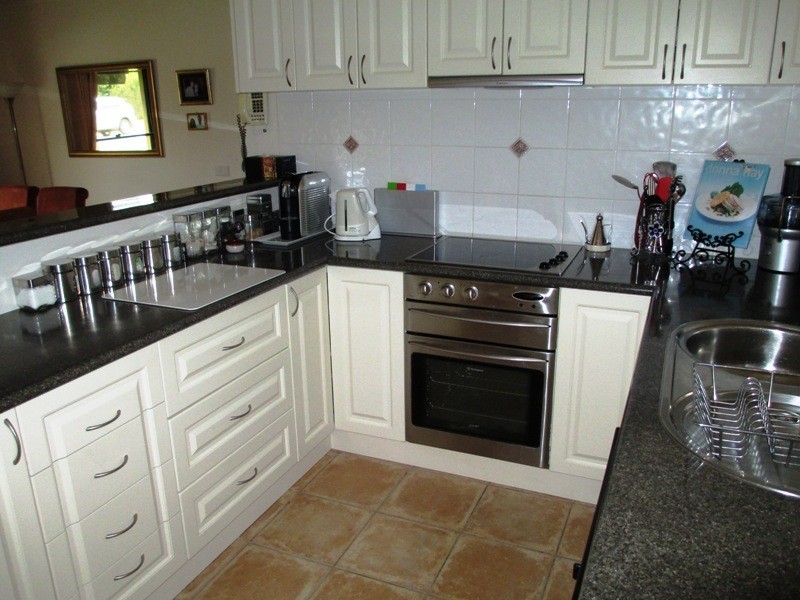 12 Green St, Alexandra VIC 3714