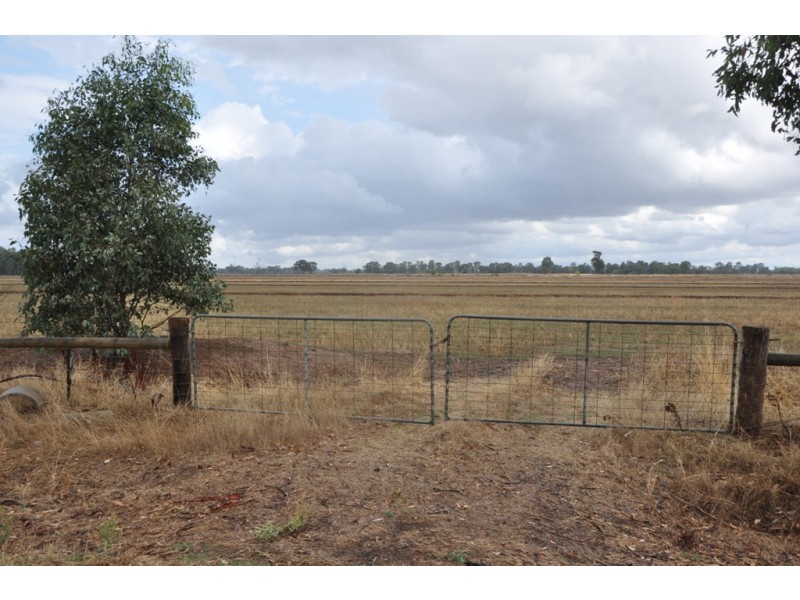 370 Coomboona Rd, Coomboona VIC 3629