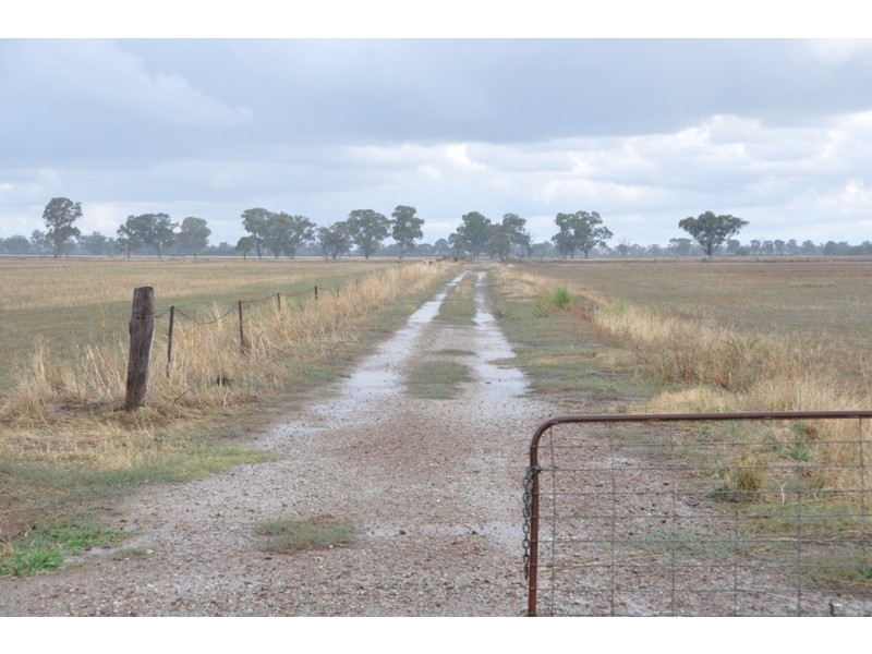 370 Coomboona Rd, Coomboona VIC 3629