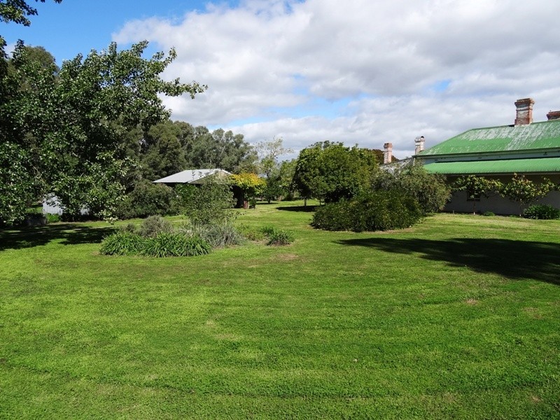 619 Mansfield Road (Midland Hwy), Benalla VIC 3672