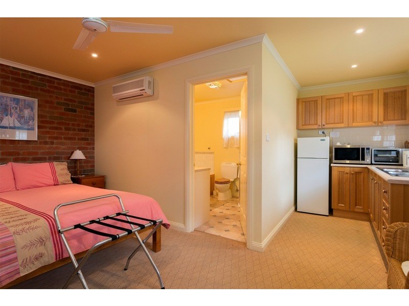 187 High Street, Heathcote VIC 3523