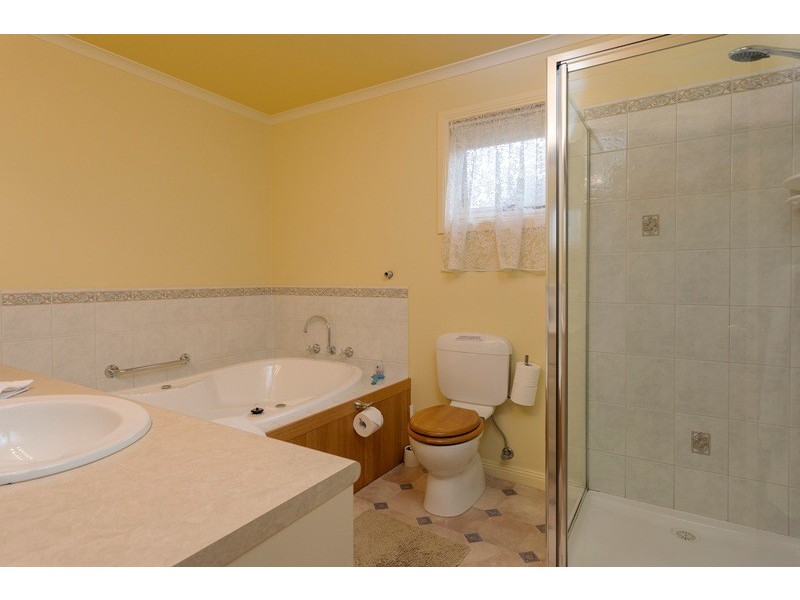 187 High Street, Heathcote VIC 3523