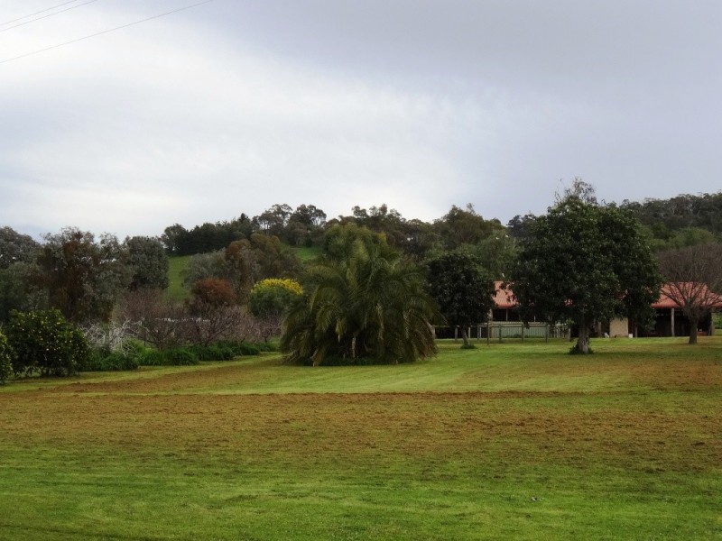 679 Lake Mokoan Road, Chesney Vale VIC 3725