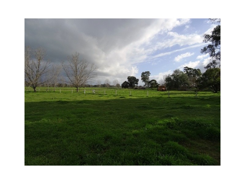 230 Terrett Road, Goomalibee VIC 3673