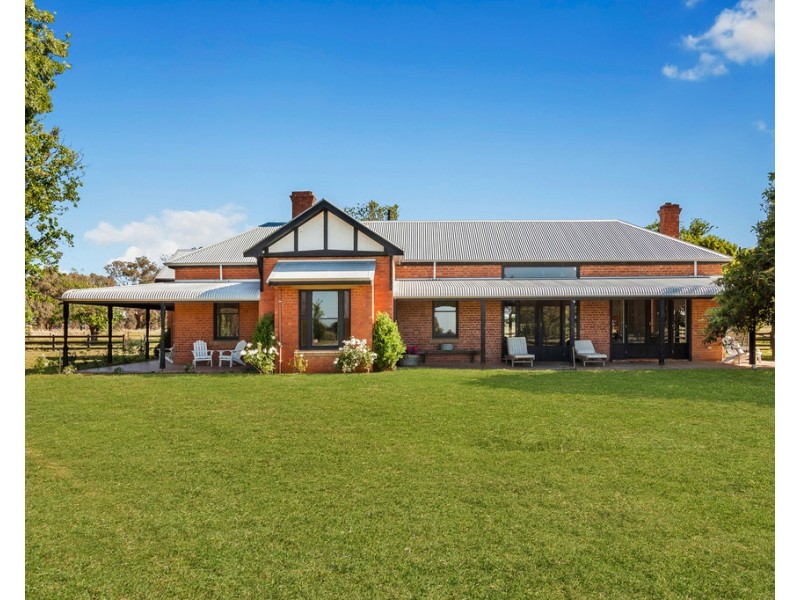 890 Hammond Road, Murchison VIC 3610