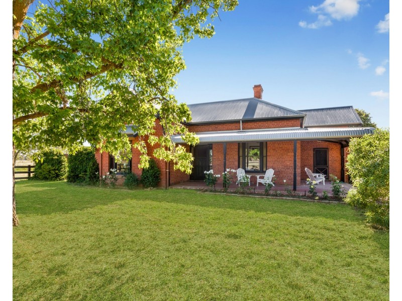 890 Hammond Road, Murchison VIC 3610