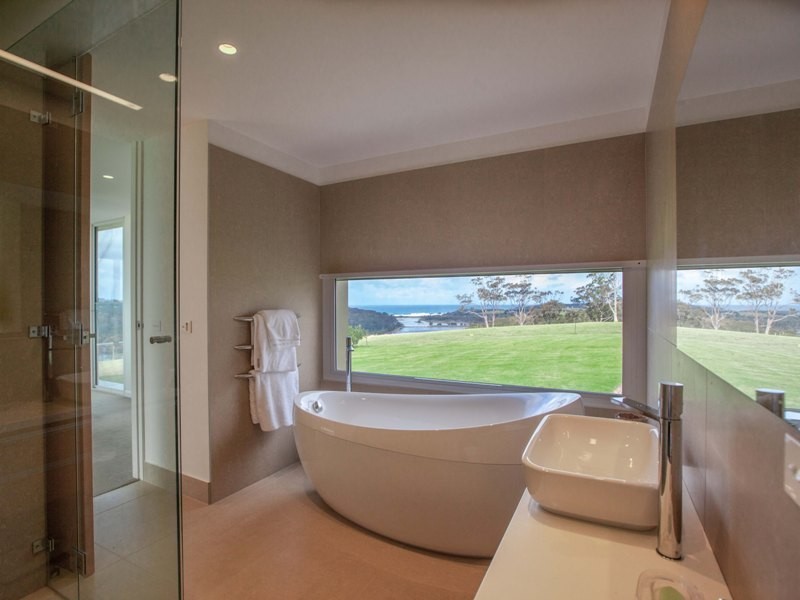 853 Old Highway, Narooma NSW 2546