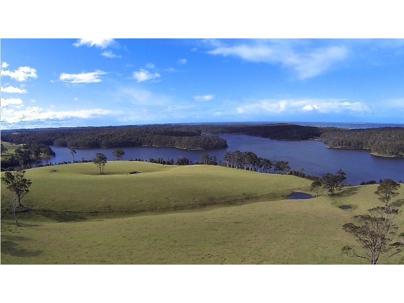 853 Old Highway, Narooma NSW 2546