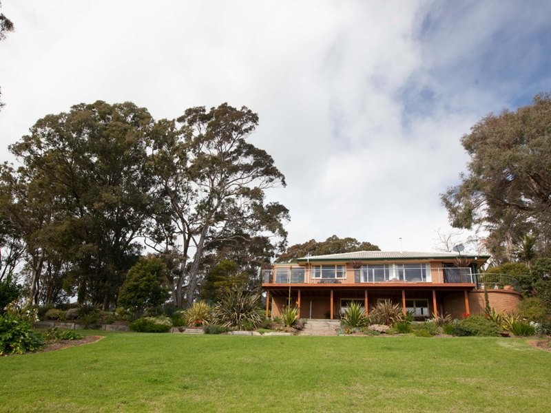 853 Old Highway, Narooma NSW 2546