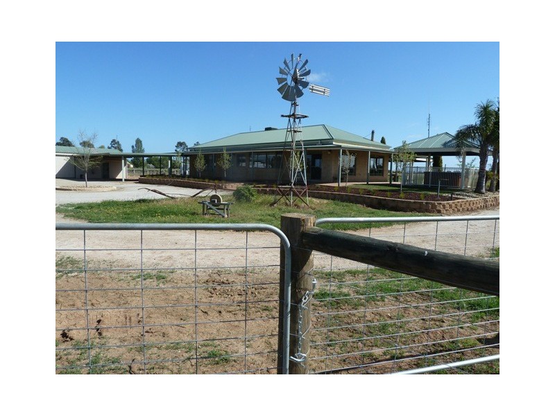 446 Perricoota Road, Moama NSW 2731