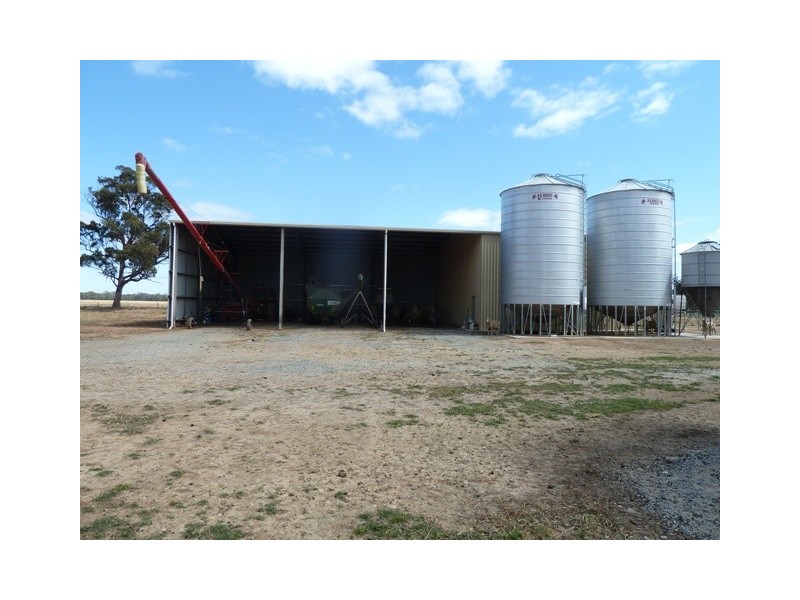 . Perricoota Road, Moama NSW 2731