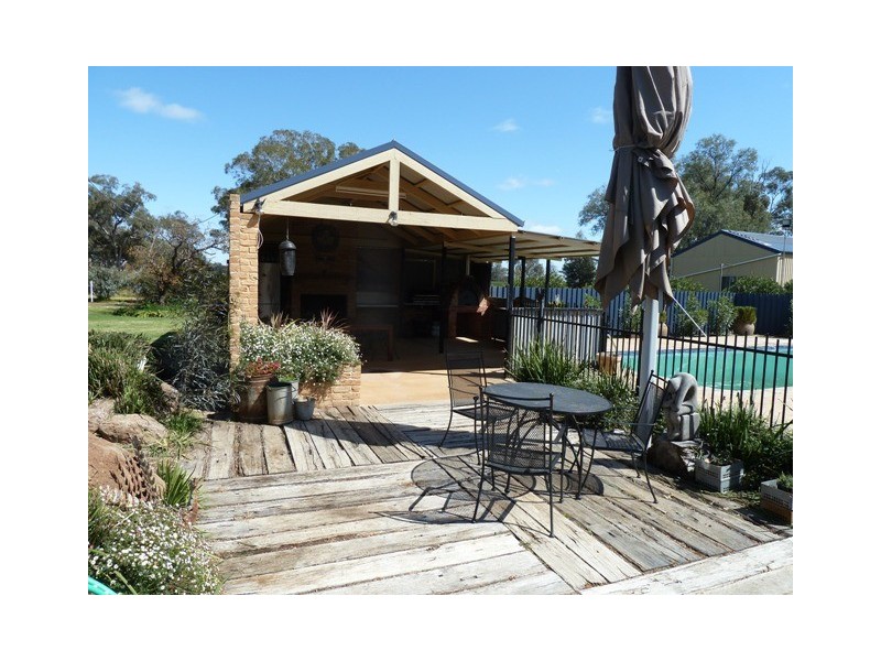 . Perricoota Road, Moama NSW 2731