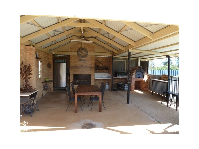 . Perricoota Road, Moama NSW 2731