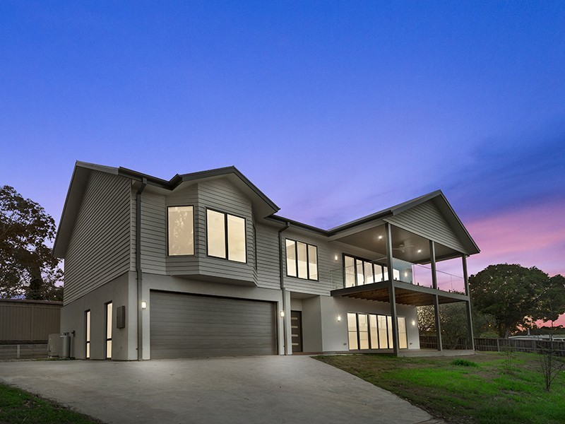 8 George St, Alexandra VIC 3714