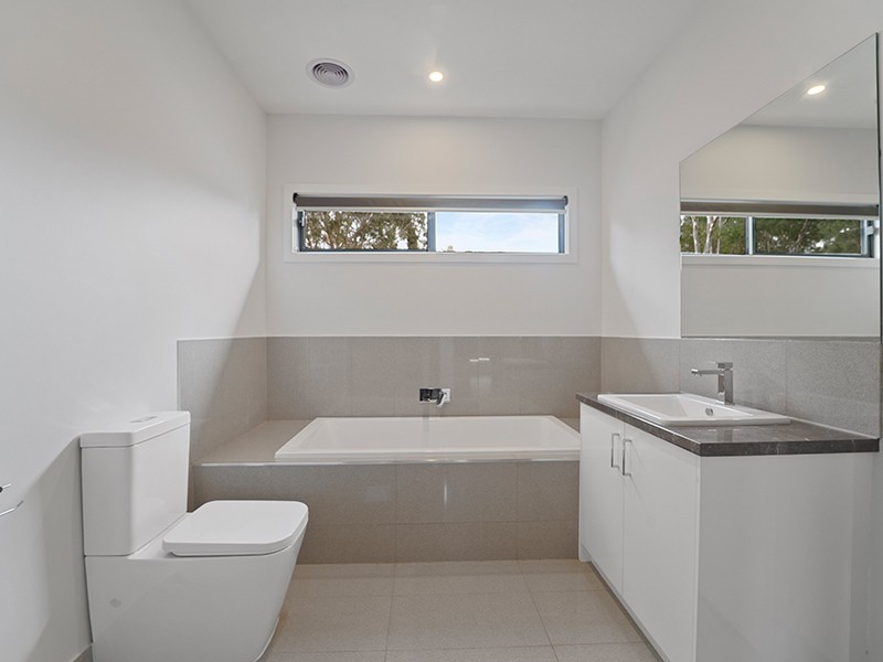 8 George St, Alexandra VIC 3714