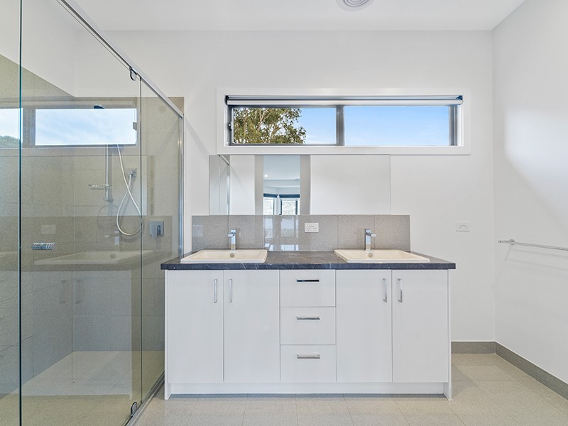 8 George St, Alexandra VIC 3714