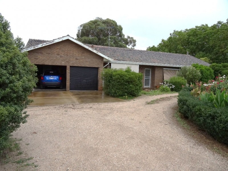 2035 Wangaratta-Whitfield Road, Docker VIC 3678