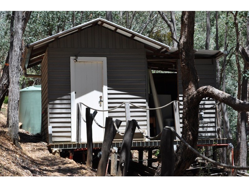 433 Right Arm Road – Taylor Bay, Eildon VIC 3713