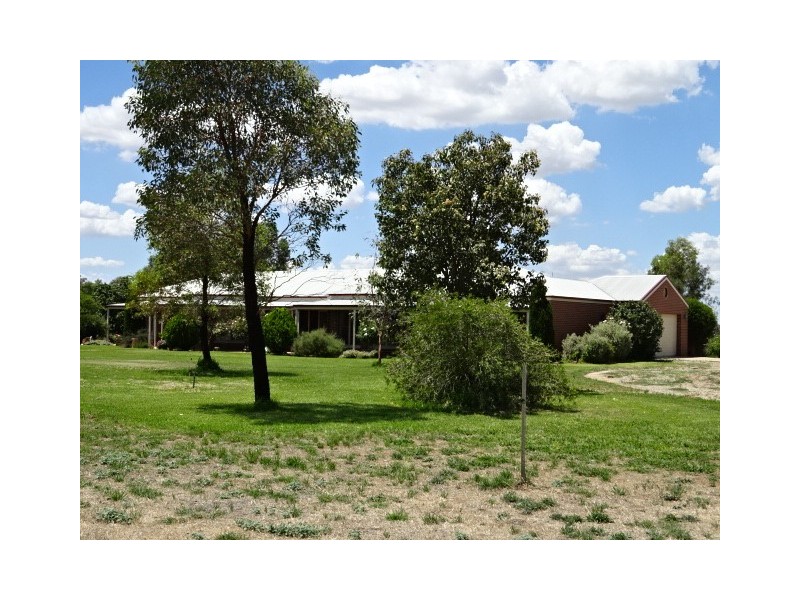 60 Point Road, Echuca VIC 3564