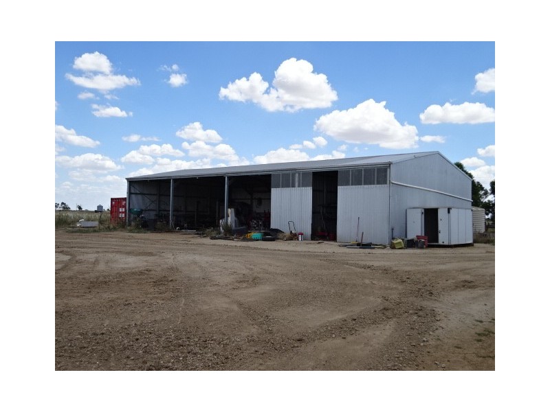 60 Point Road, Echuca VIC 3564
