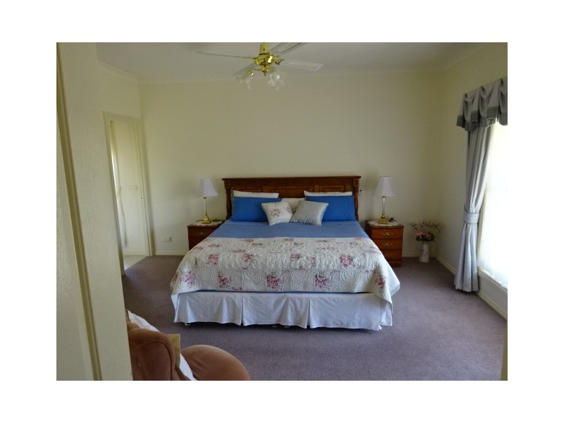 60 Point Road, Echuca VIC 3564