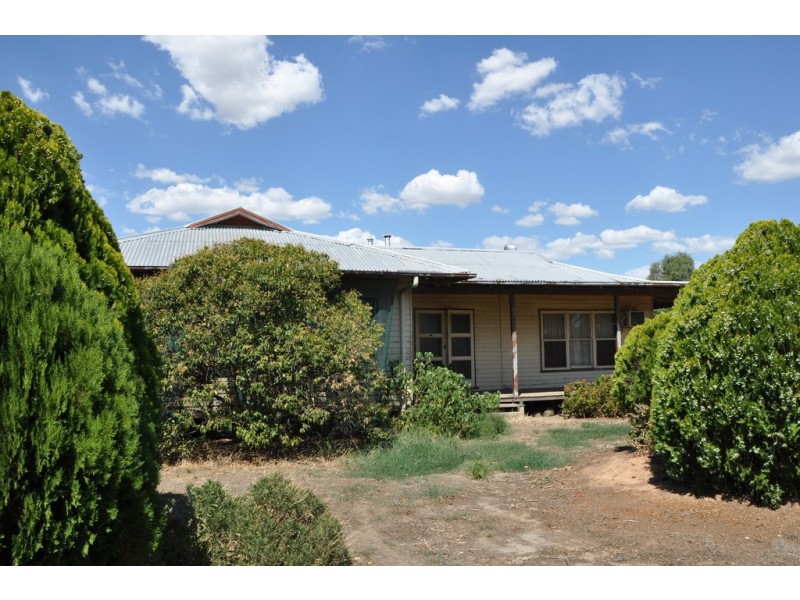 1160 Sidebottoms Road, Pine Lodge VIC 3631