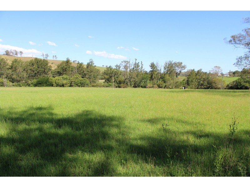 - Salisbury Road, Dungog NSW 2420