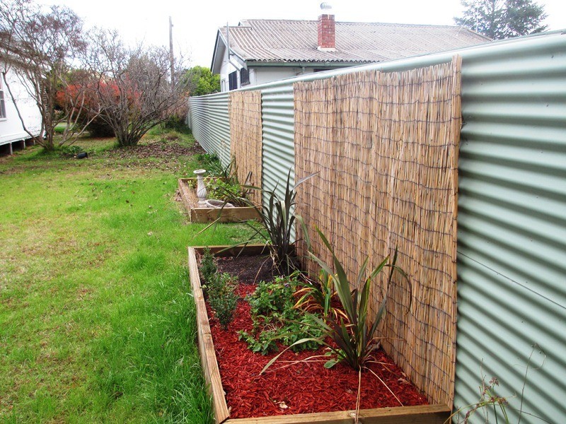 25 Coster St, Alexandra VIC 3714