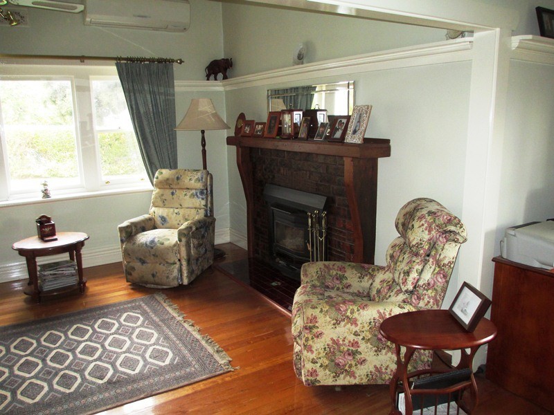 33 Downey St, Alexandra VIC 3714